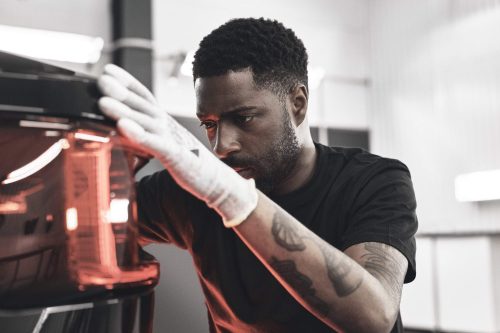 worker using guide gloves